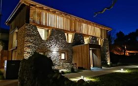 Apartamentos La Santilar